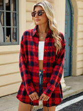 Load image into Gallery viewer, Plaid Button Up Long Sleeve Shirt
