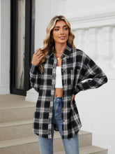 Load image into Gallery viewer, Plaid Button Up Long Sleeve Shirt
