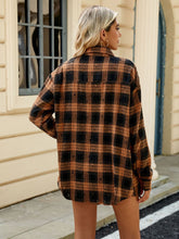 Load image into Gallery viewer, Plaid Button Up Long Sleeve Shirt
