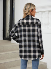 Load image into Gallery viewer, Plaid Button Up Long Sleeve Shirt
